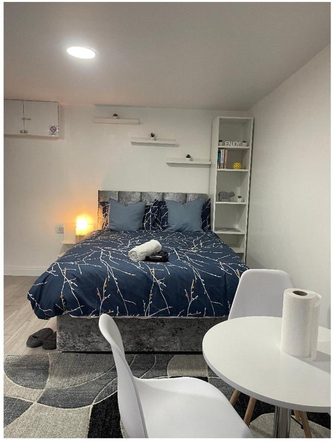 דירות לידס Charming, Cosy Hideaway With Free Wifi, Parking מראה חיצוני תמונה