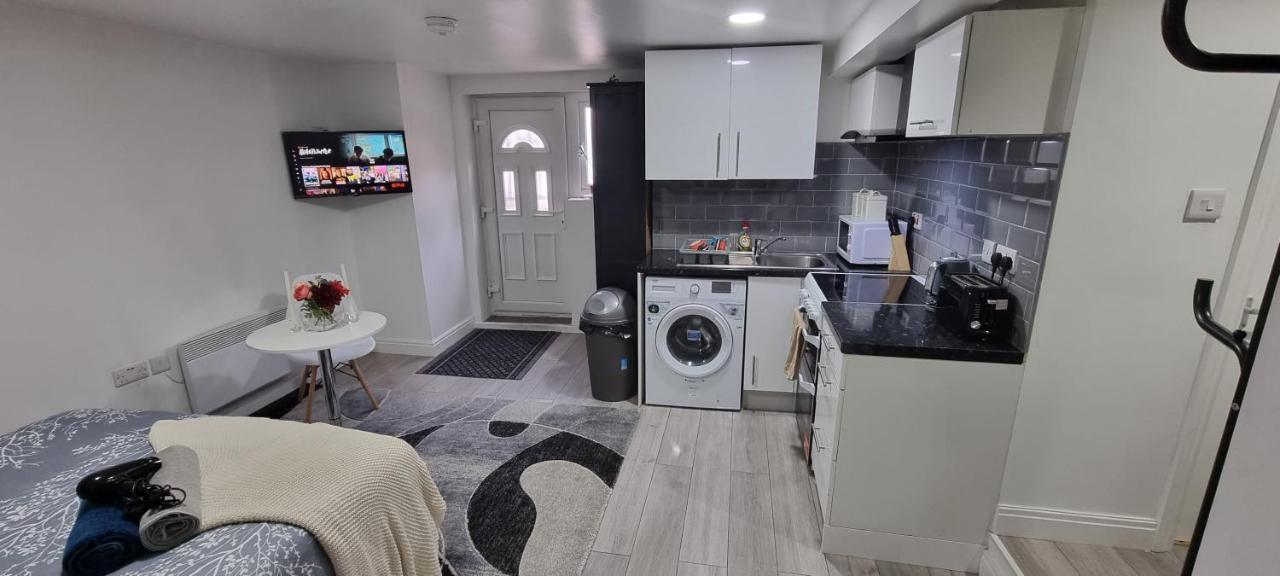 דירות לידס Charming, Cosy Hideaway With Free Wifi, Parking מראה חיצוני תמונה